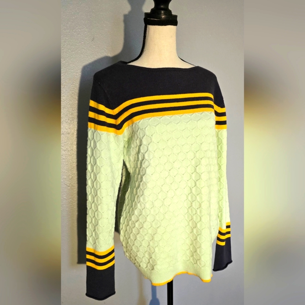 Lightweight womens sweater